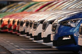 Lak karoserie může ovlivnit nehodovost: Nejnebezpečnější barvy ovšem nejsou ty nejprodávanější - Garáž.cz